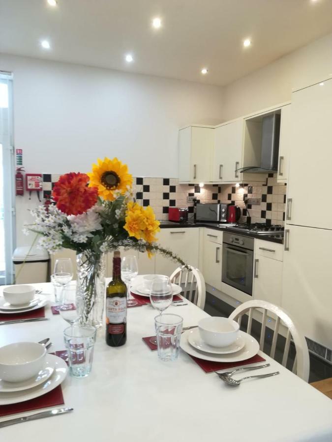 Spacious, Ground Floor, 2 Bedroom Apartment, Uplands, סוואנסי מראה חיצוני תמונה