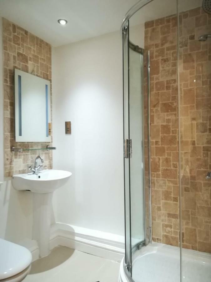Spacious, Ground Floor, 2 Bedroom Apartment, Uplands, סוואנסי מראה חיצוני תמונה